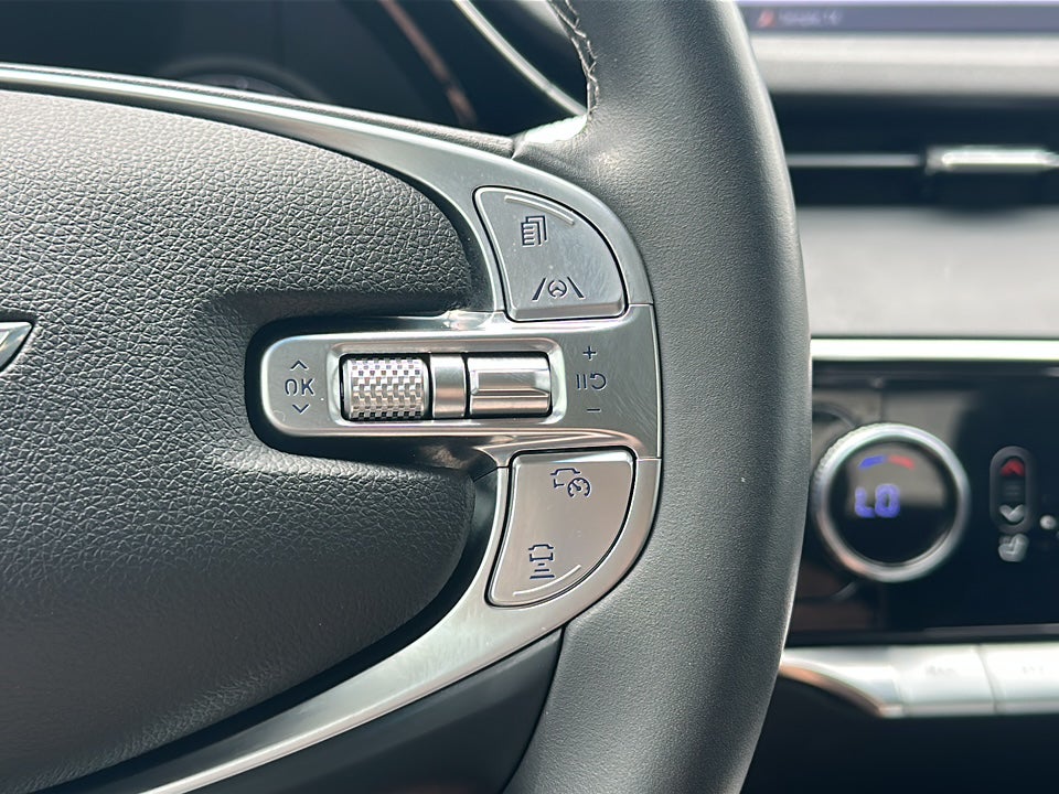 2025 Genesis GV70 2.5T