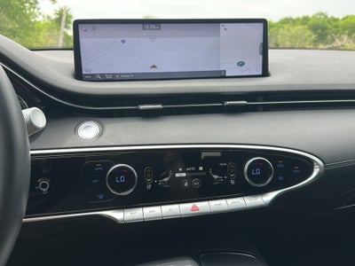 2025 Genesis GV70 2.5T