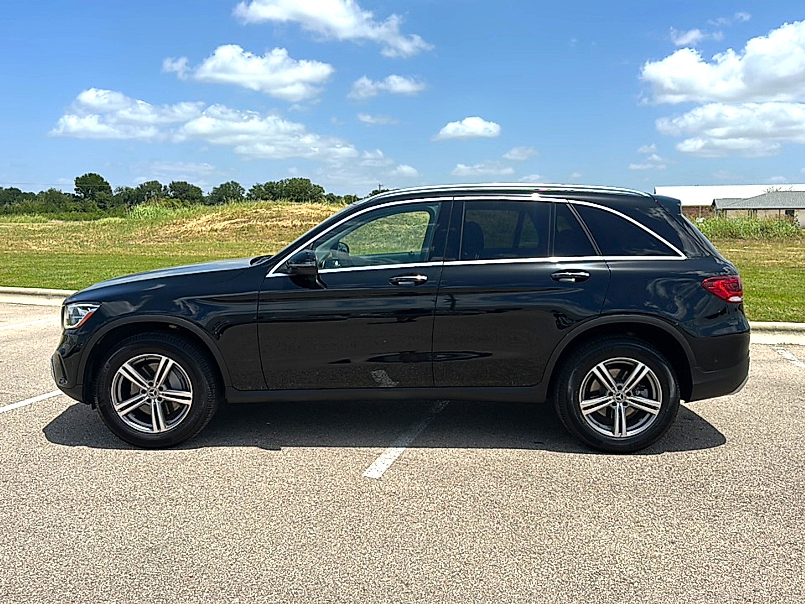 2022 Mercedes-Benz GLC 300 GLC 300