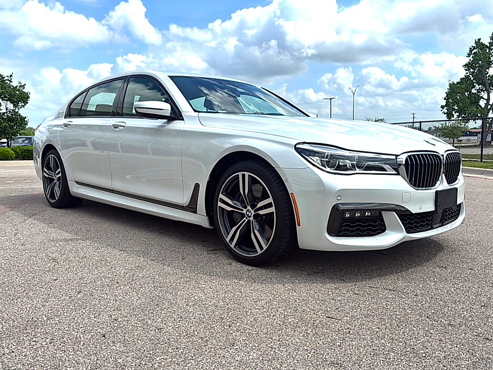 2019 BMW 750i Base
