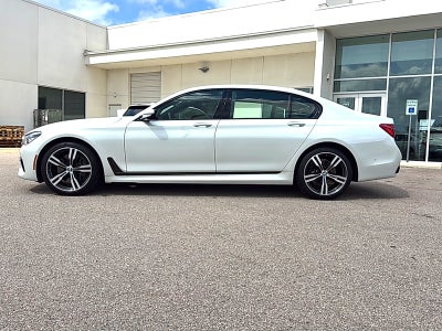 2019 BMW 750i Base