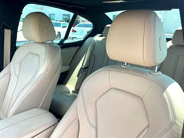 2020 BMW 5 Series 530i