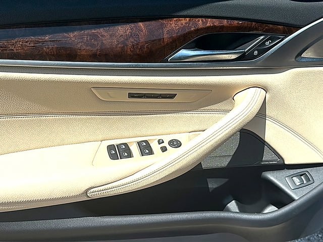 2020 BMW 5 Series 530i