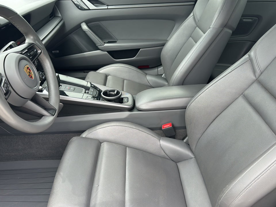 2021 Porsche 911 Carrera