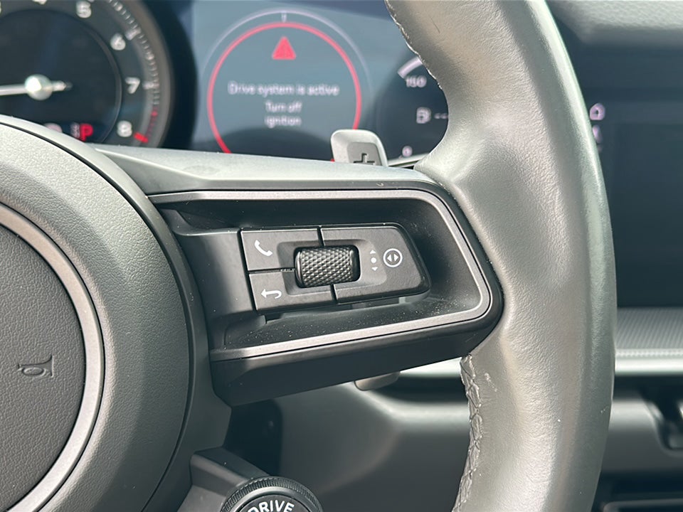 2021 Porsche 911 Carrera
