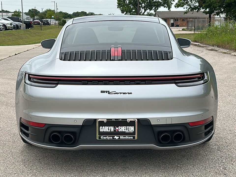 2021 Porsche 911 Carrera