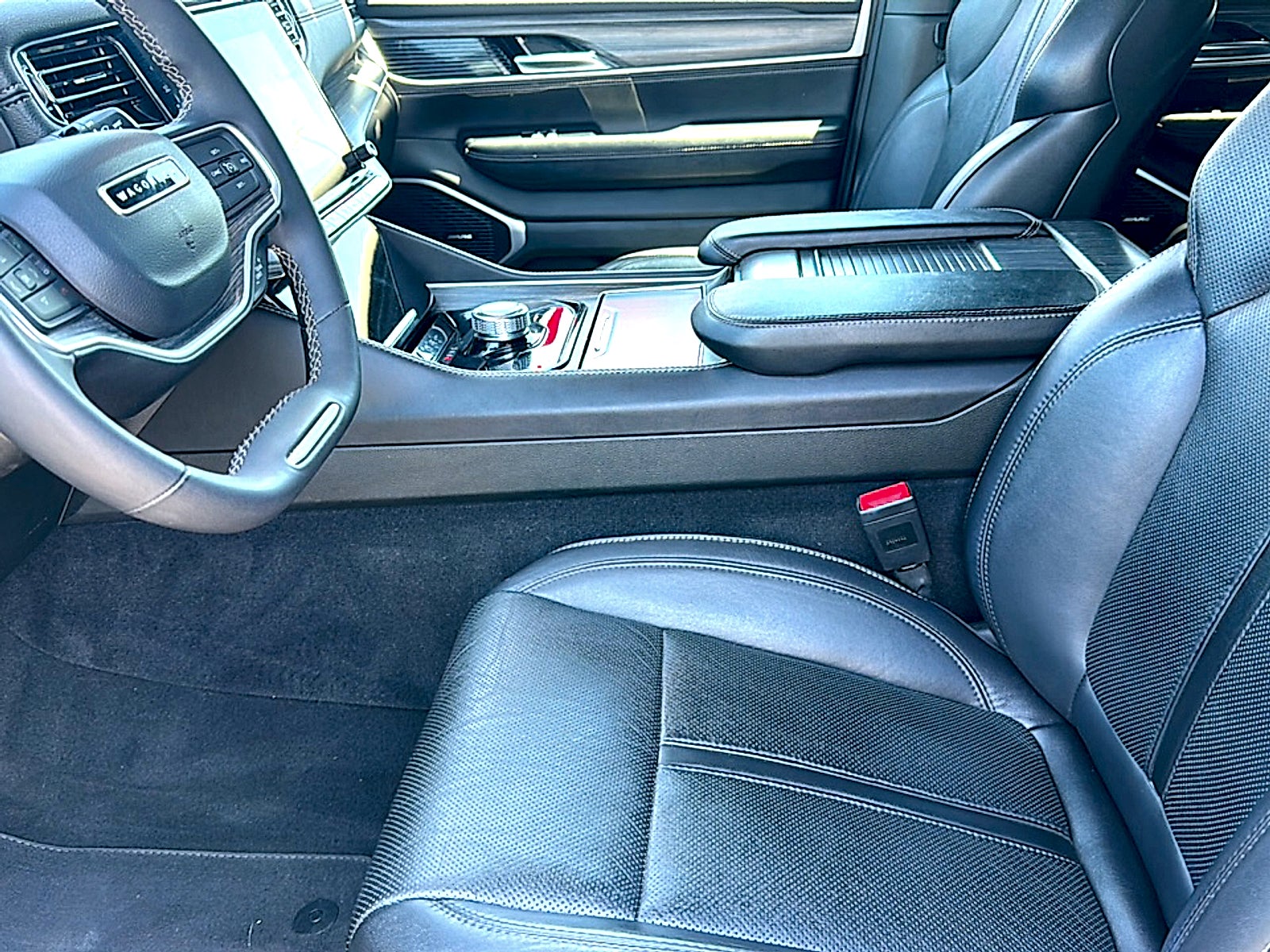 2023 Jeep Wagoneer L Series II