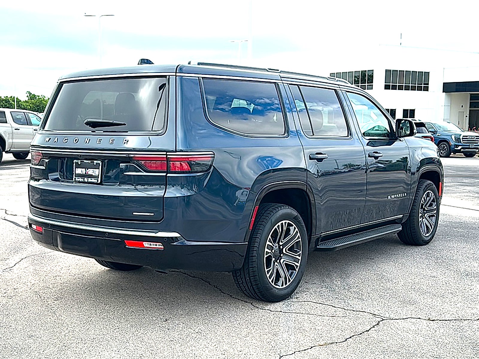 2024 Jeep Wagoneer Series II