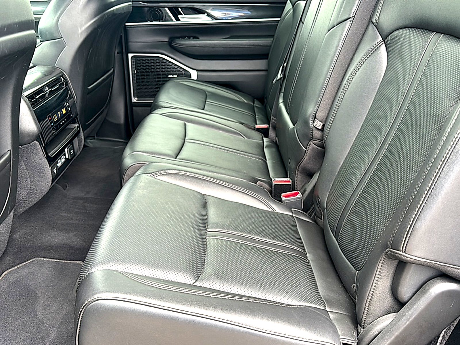 2023 Jeep Wagoneer Series I 4x4