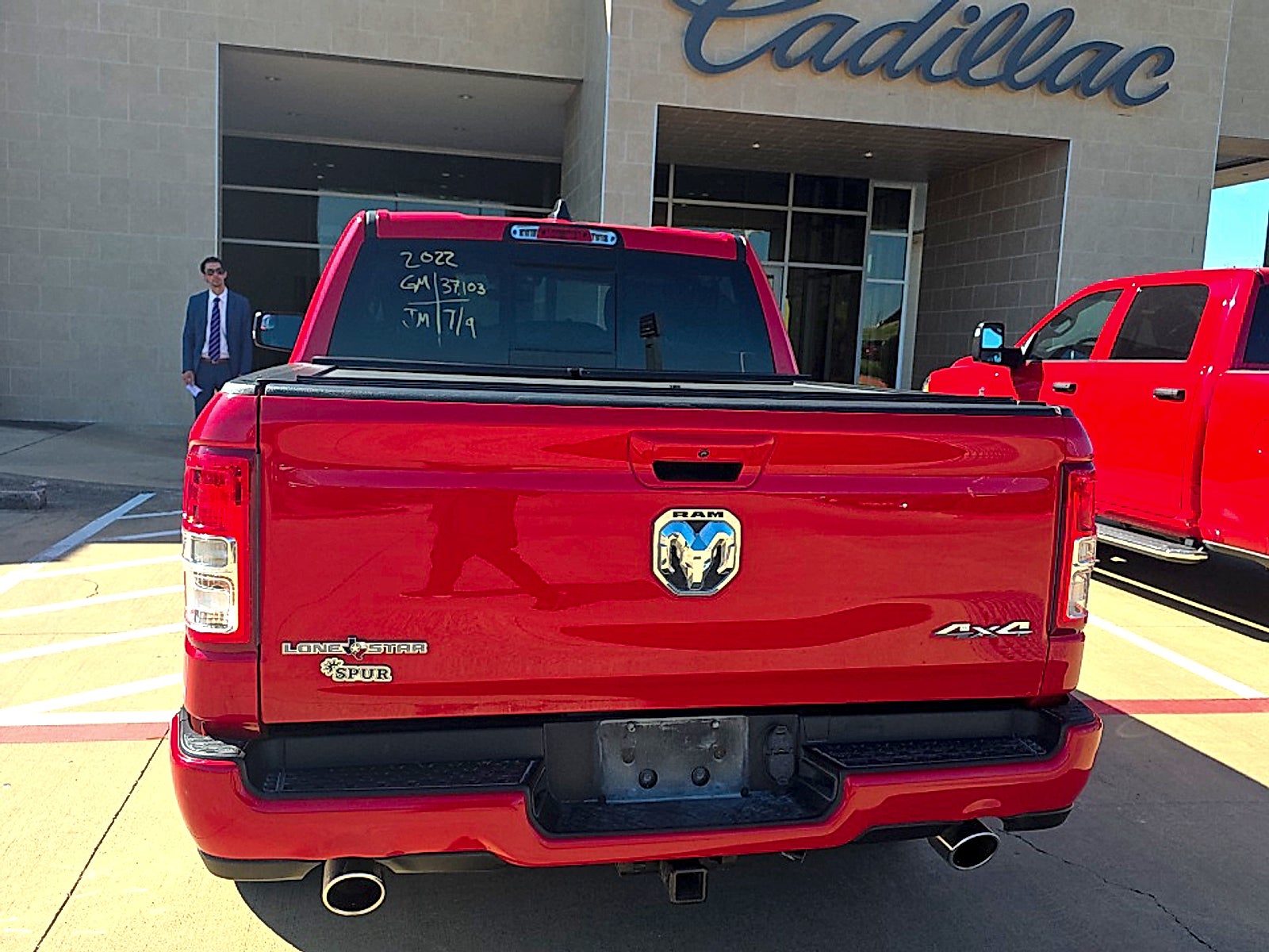 2022 RAM 1500 Lone Star Crew Cab 4x4 5'7" Box