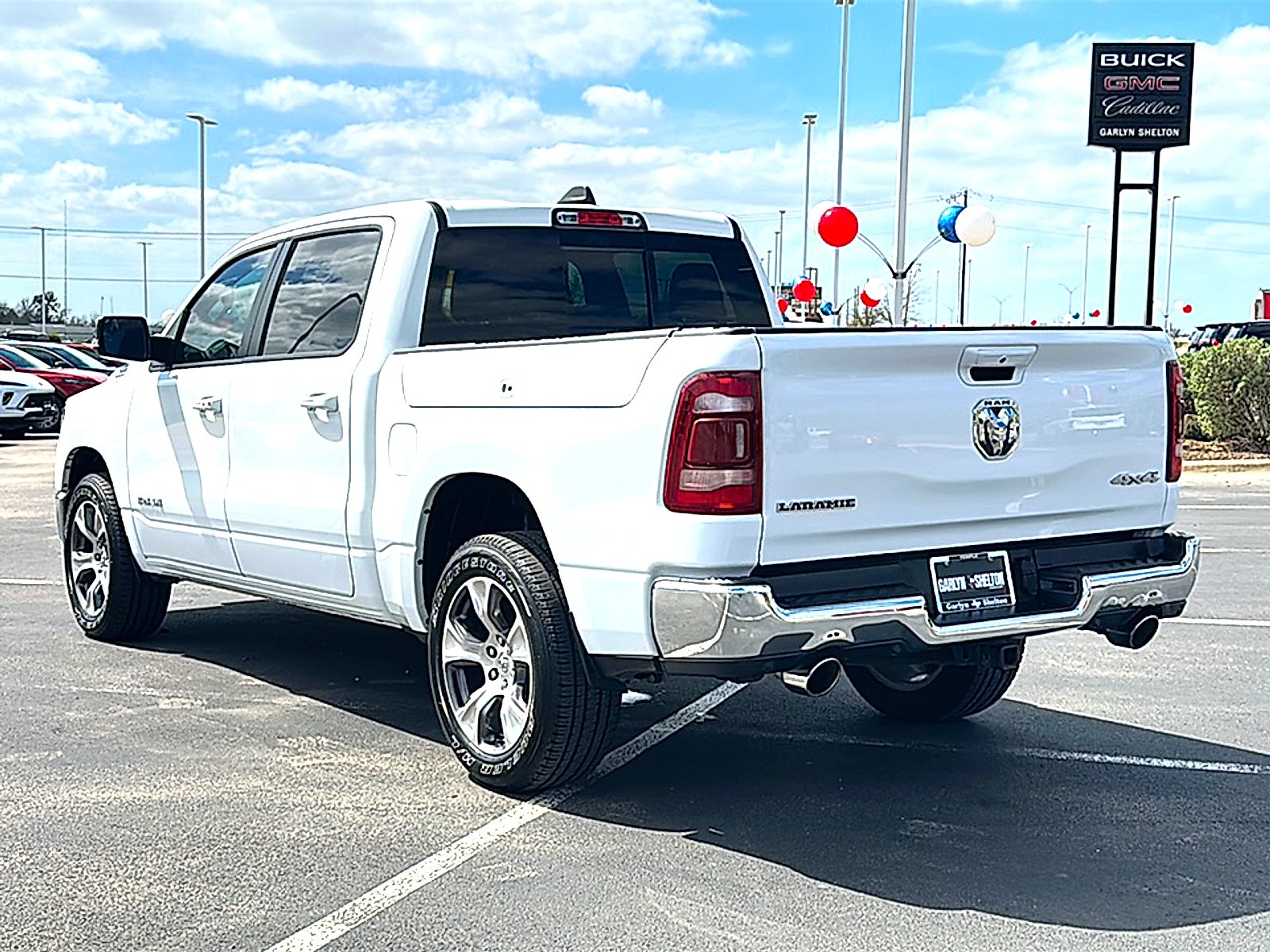 2024 RAM 1500 Laramie Crew Cab 4x4 5'7" Box