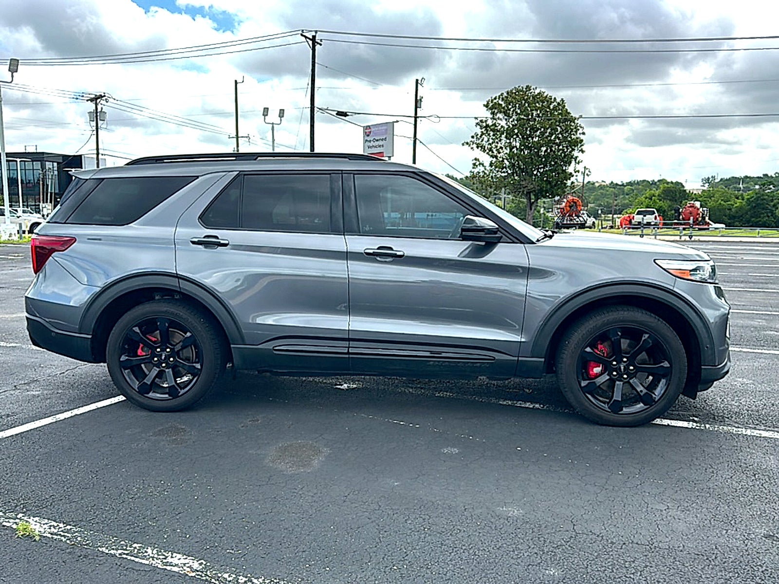 2022 Ford Explorer ST
