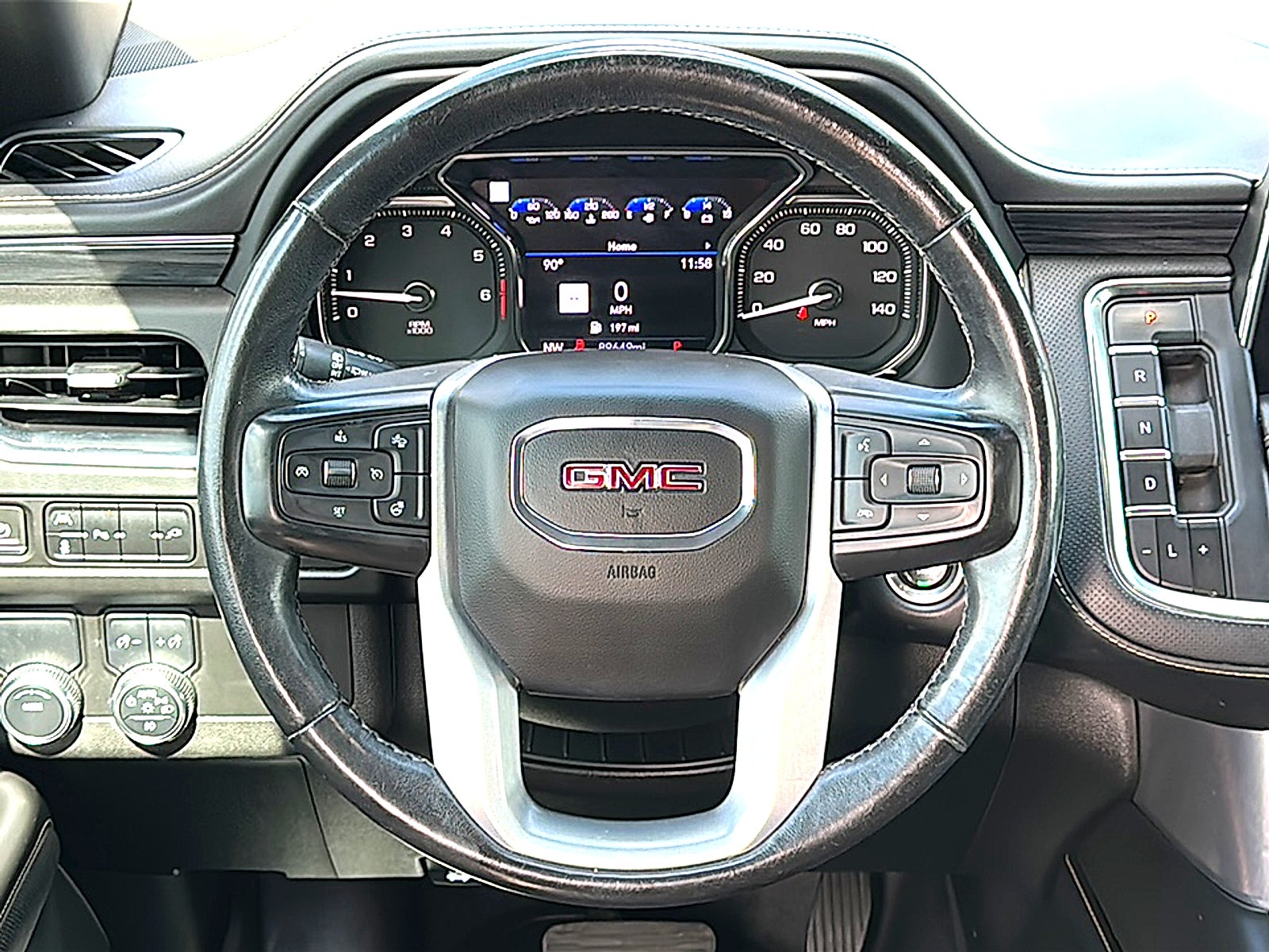 2021 GMC Yukon XL SLT