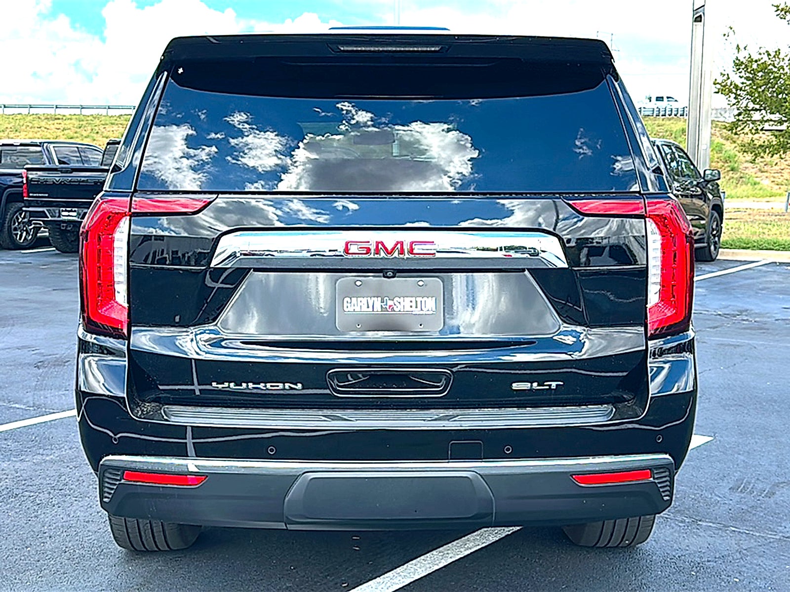 2021 GMC Yukon XL SLT