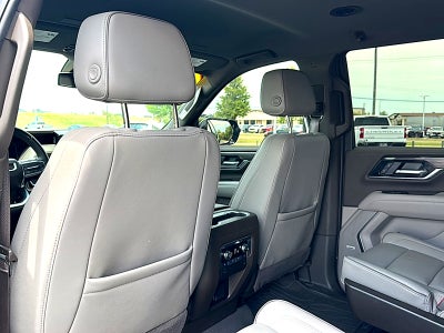 2025 GMC Yukon Elevation