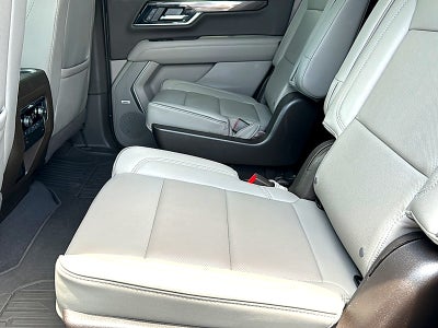 2025 GMC Yukon Elevation
