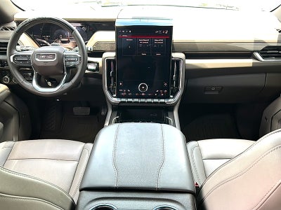 2025 GMC Yukon Elevation