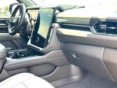 2025 GMC Yukon Elevation