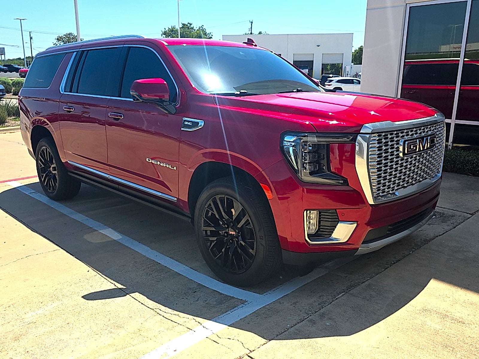2023 GMC Yukon XL Denali
