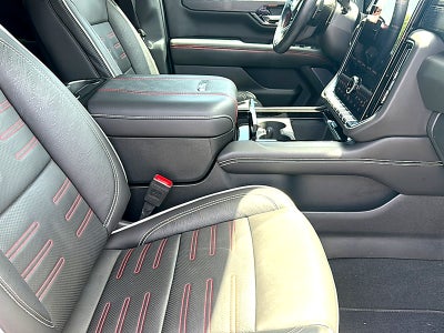 2025 GMC Yukon AT4 Ultimate