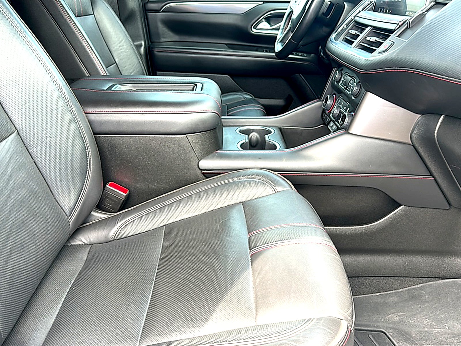 2021 Chevrolet Suburban RST