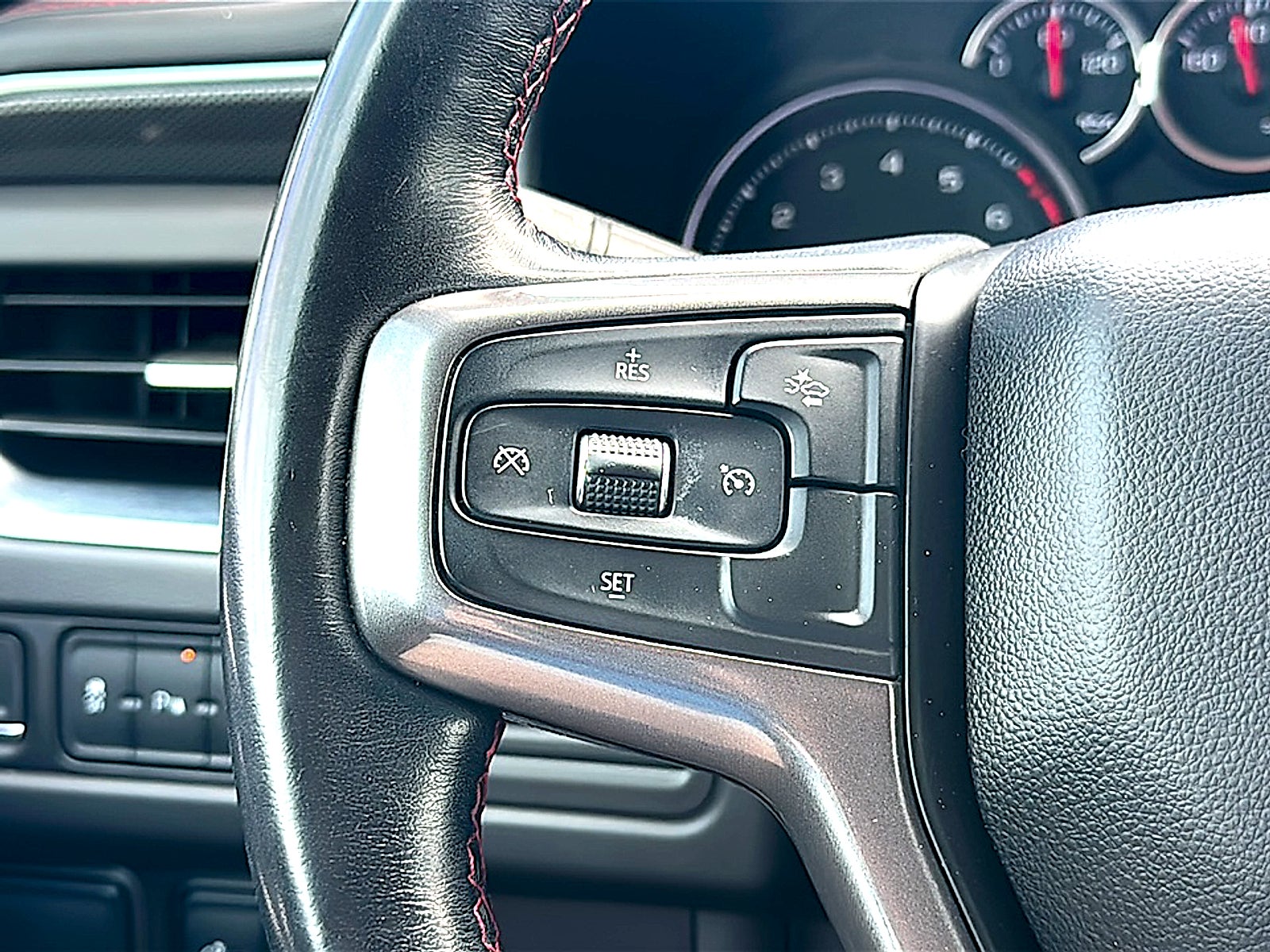 2021 Chevrolet Suburban RST