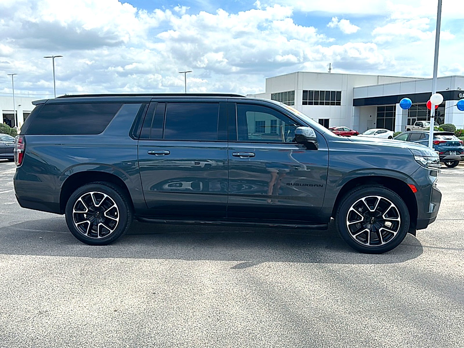 2021 Chevrolet Suburban RST