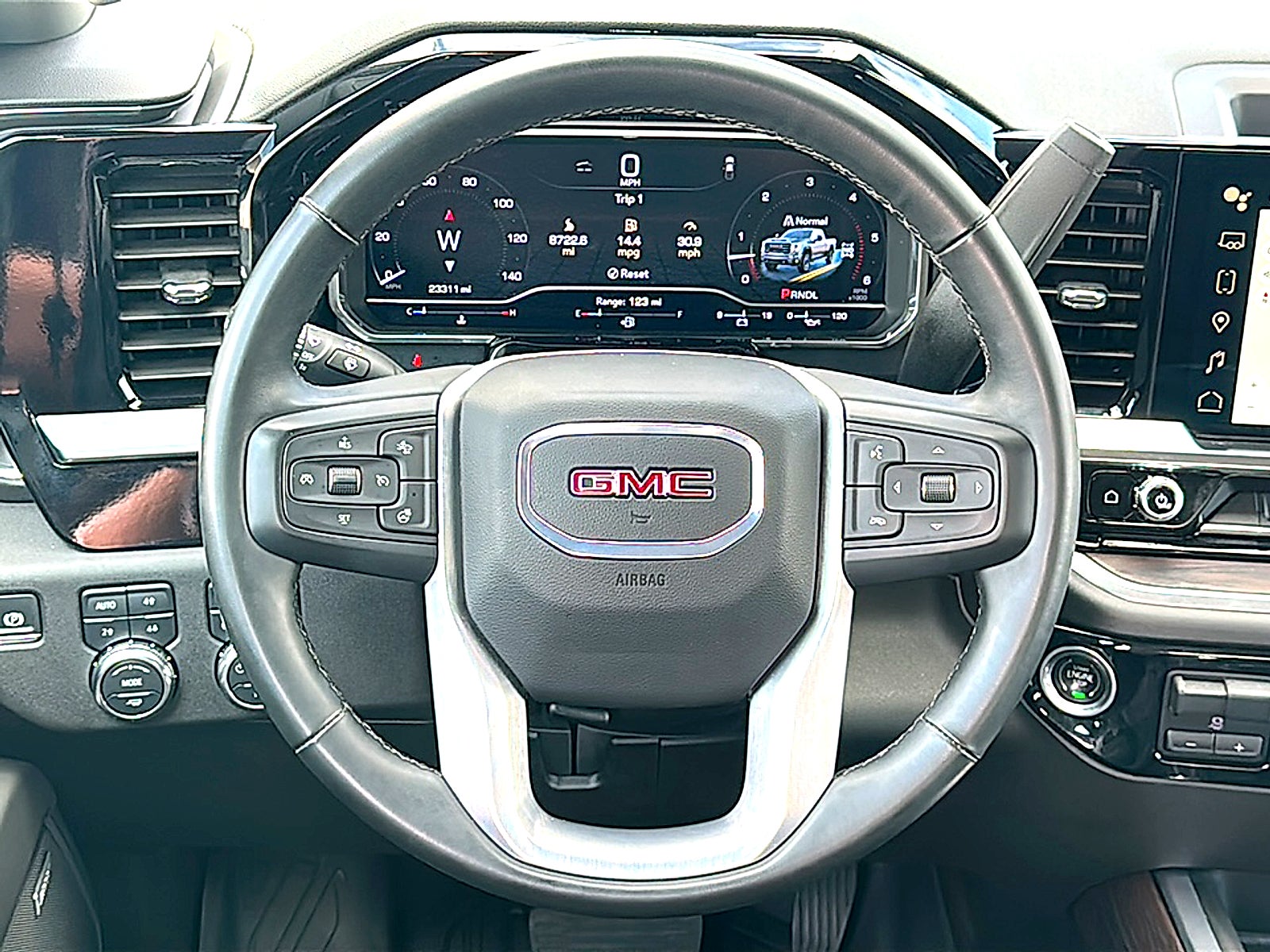 2024 GMC Sierra 2500 HD SLT