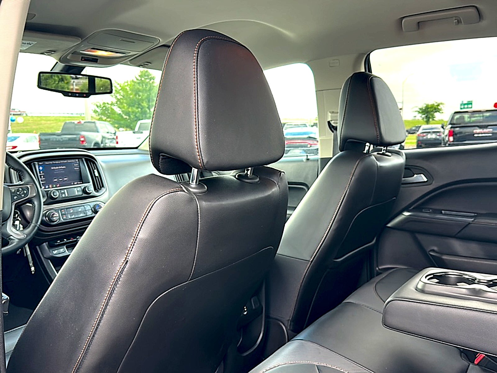 2022 GMC Canyon AT4 - Leather