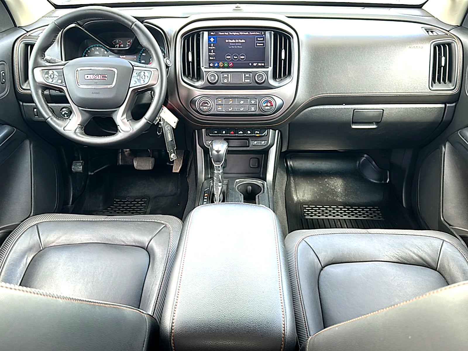 2022 GMC Canyon AT4 - Leather