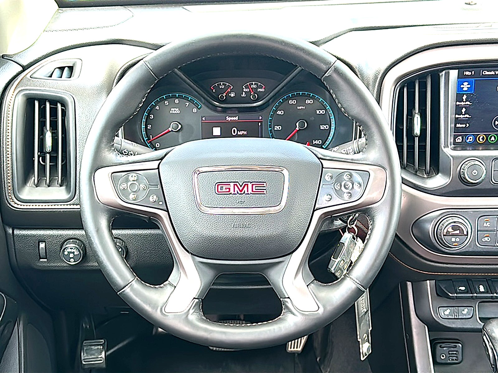 2022 GMC Canyon AT4 - Leather