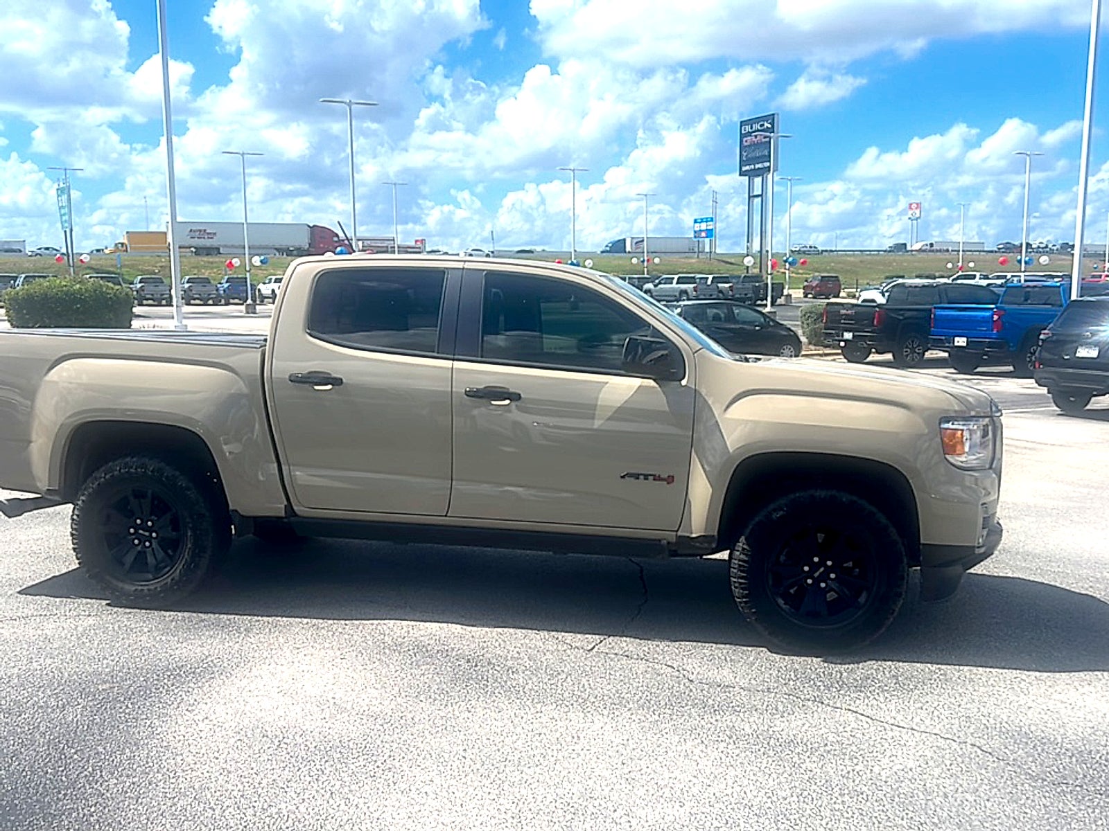 2021 GMC Canyon 4WD AT4 w/Cloth