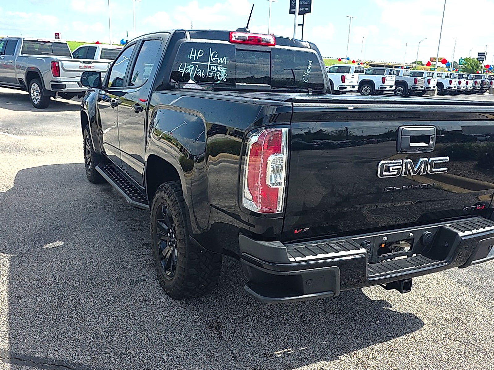 2022 GMC Canyon AT4 - Leather