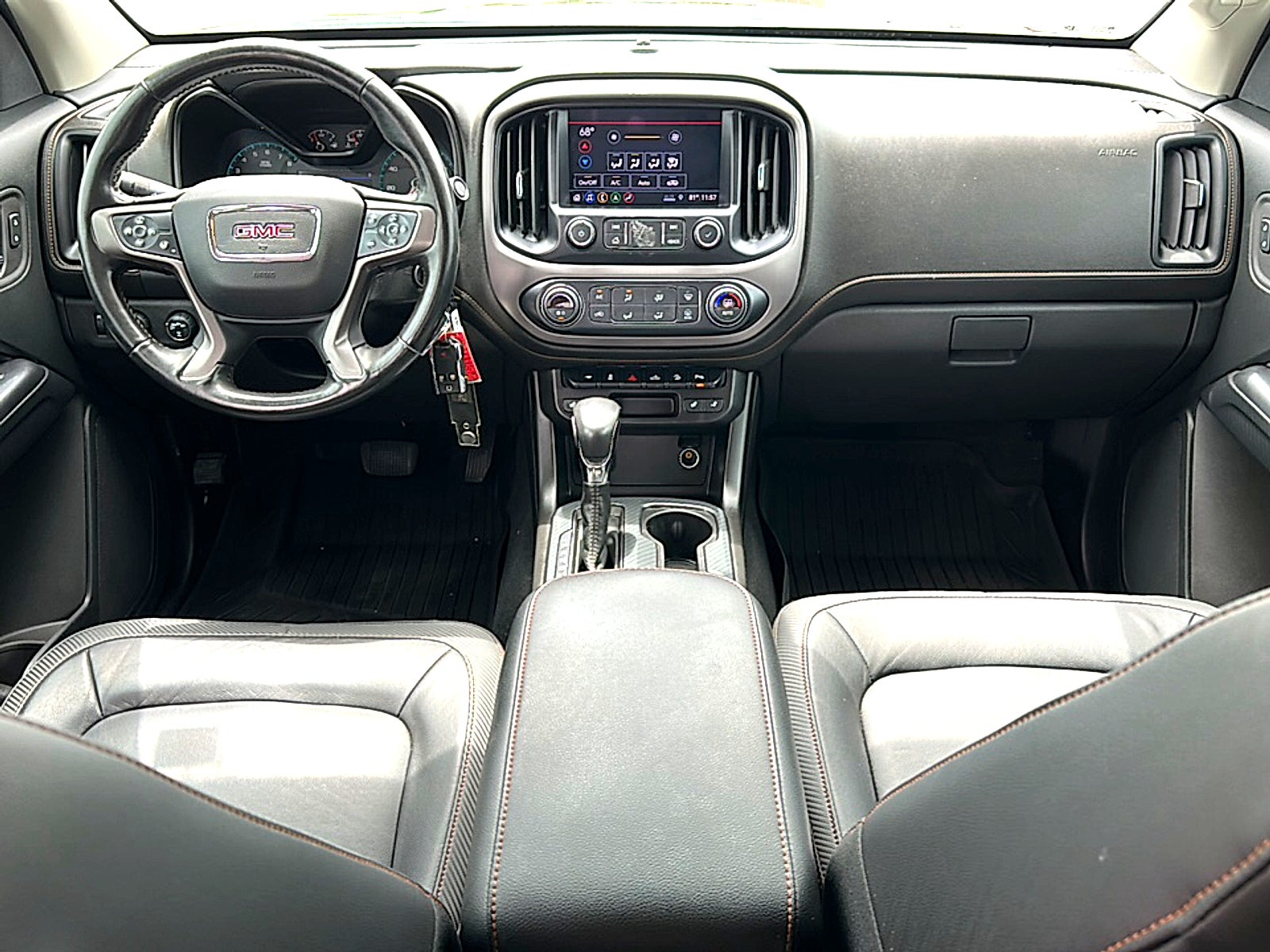2022 GMC Canyon AT4 - Leather