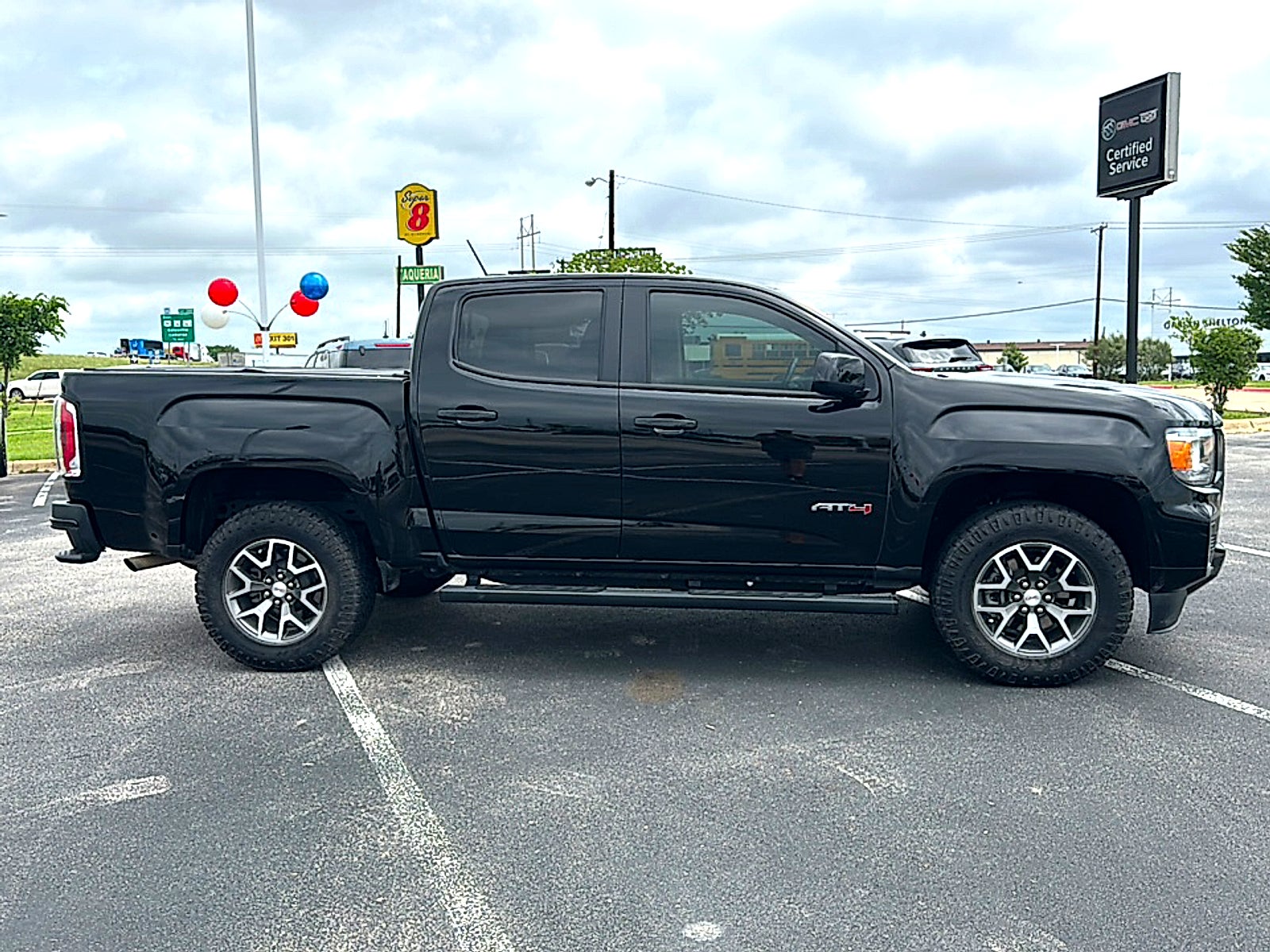 2022 GMC Canyon AT4 - Leather