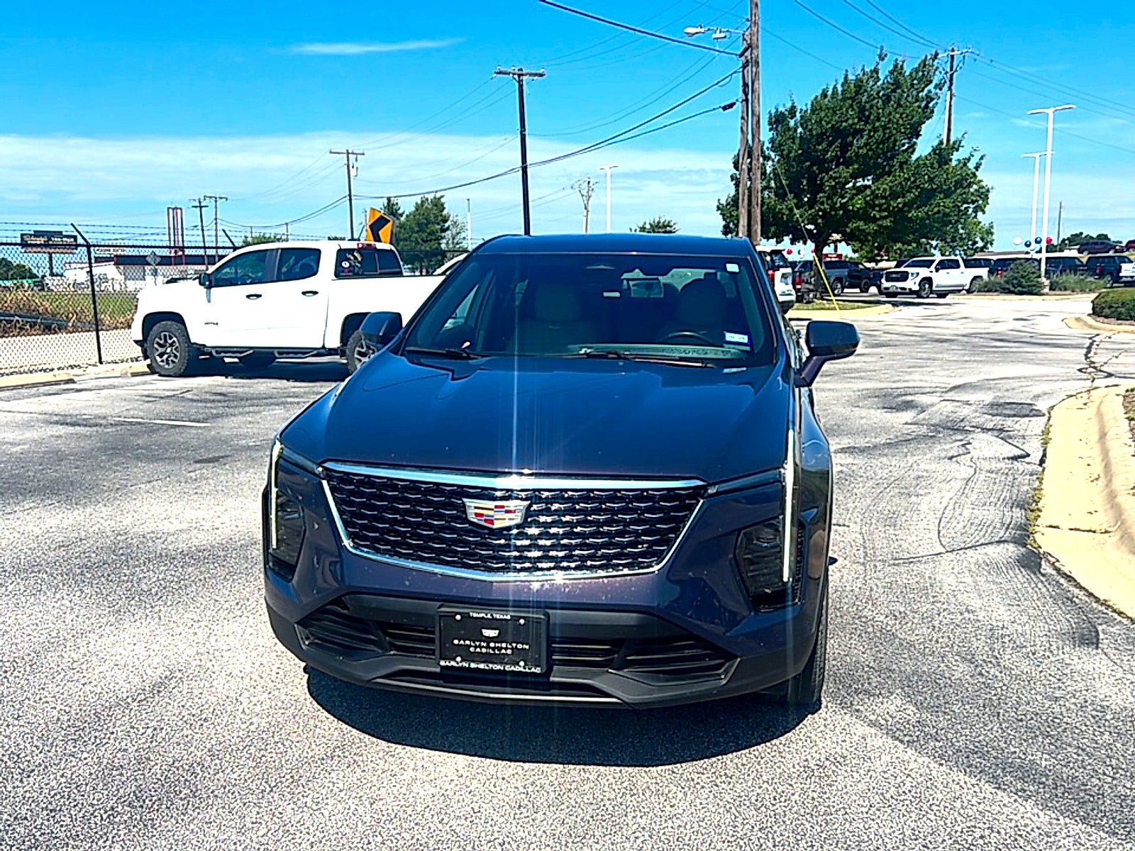 2024 Cadillac XT4 Luxury