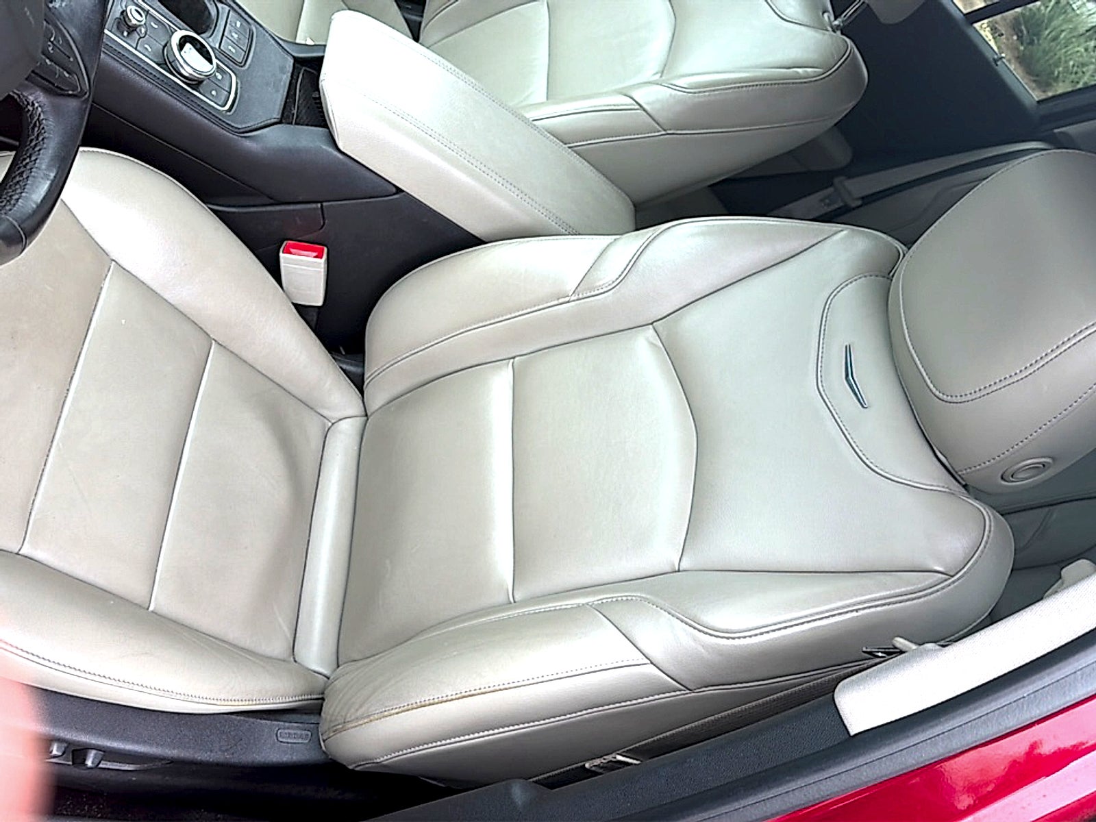 2019 Cadillac XT4 FWD Premium Luxury