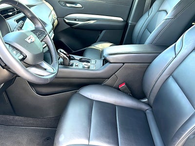 2022 Cadillac XT4 Premium Luxury