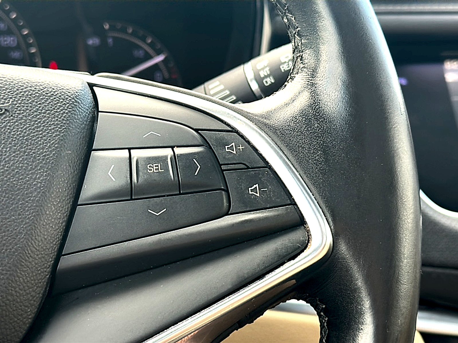 2018 Cadillac XT5 Premium Luxury FWD