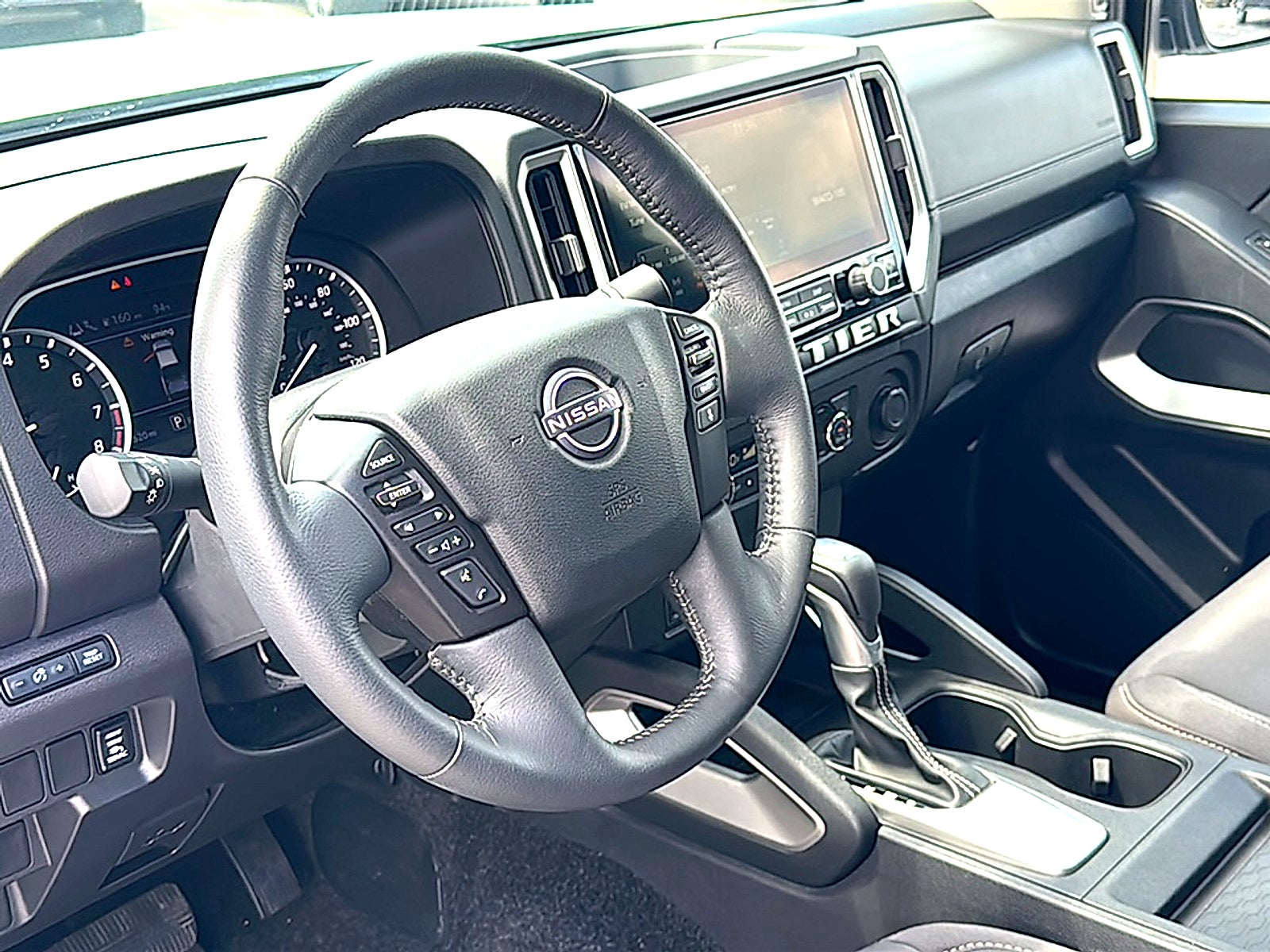 2025 Nissan Frontier Crew Cab SV 4x2