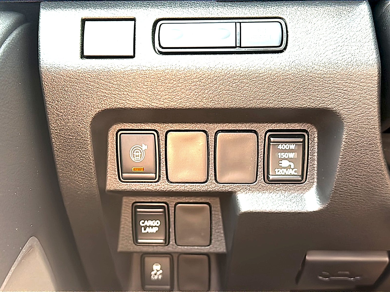 2025 Nissan Frontier Crew Cab SV 4x2