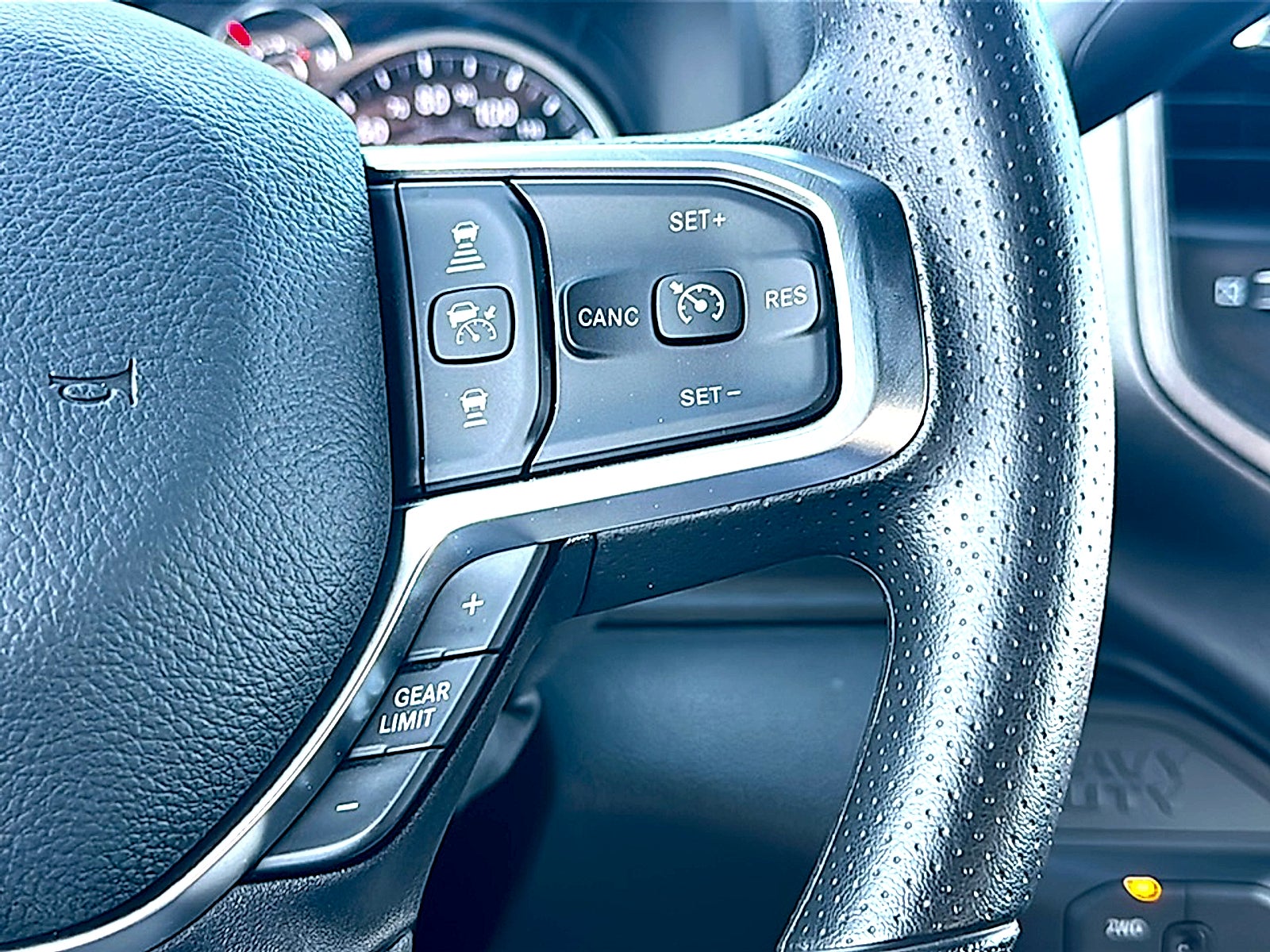 2026 RAM 2500 Tradesman Crew Cab 4x4 6'4" Box