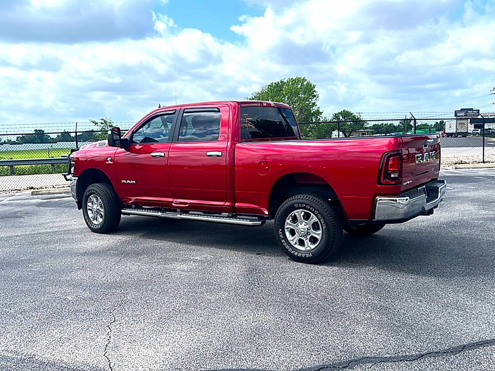 2025 RAM 2500 Lone Star Crew Cab 4x4 6'4" Box