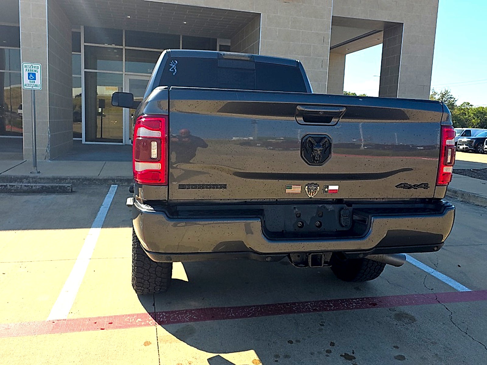 2020 RAM 2500 Big Horn Crew Cab 4x4 6'4" Box