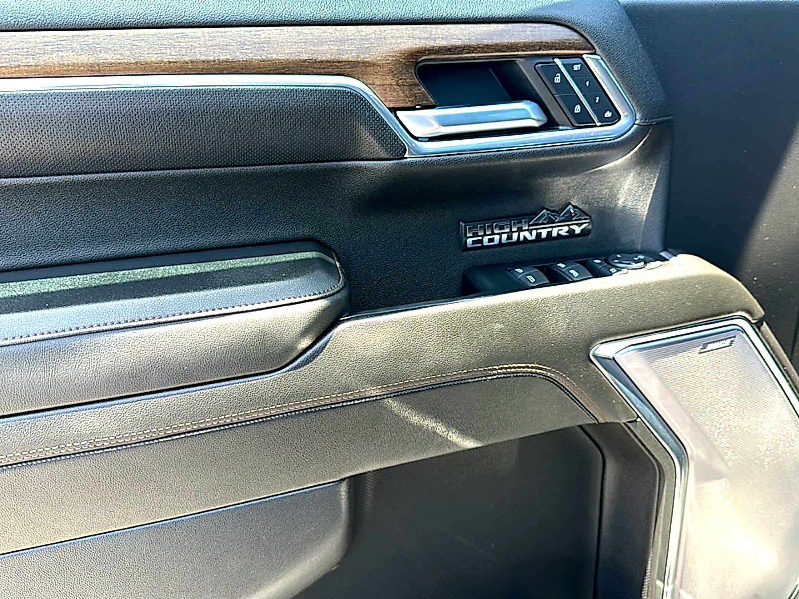 2023 Chevrolet Silverado 1500 High Country