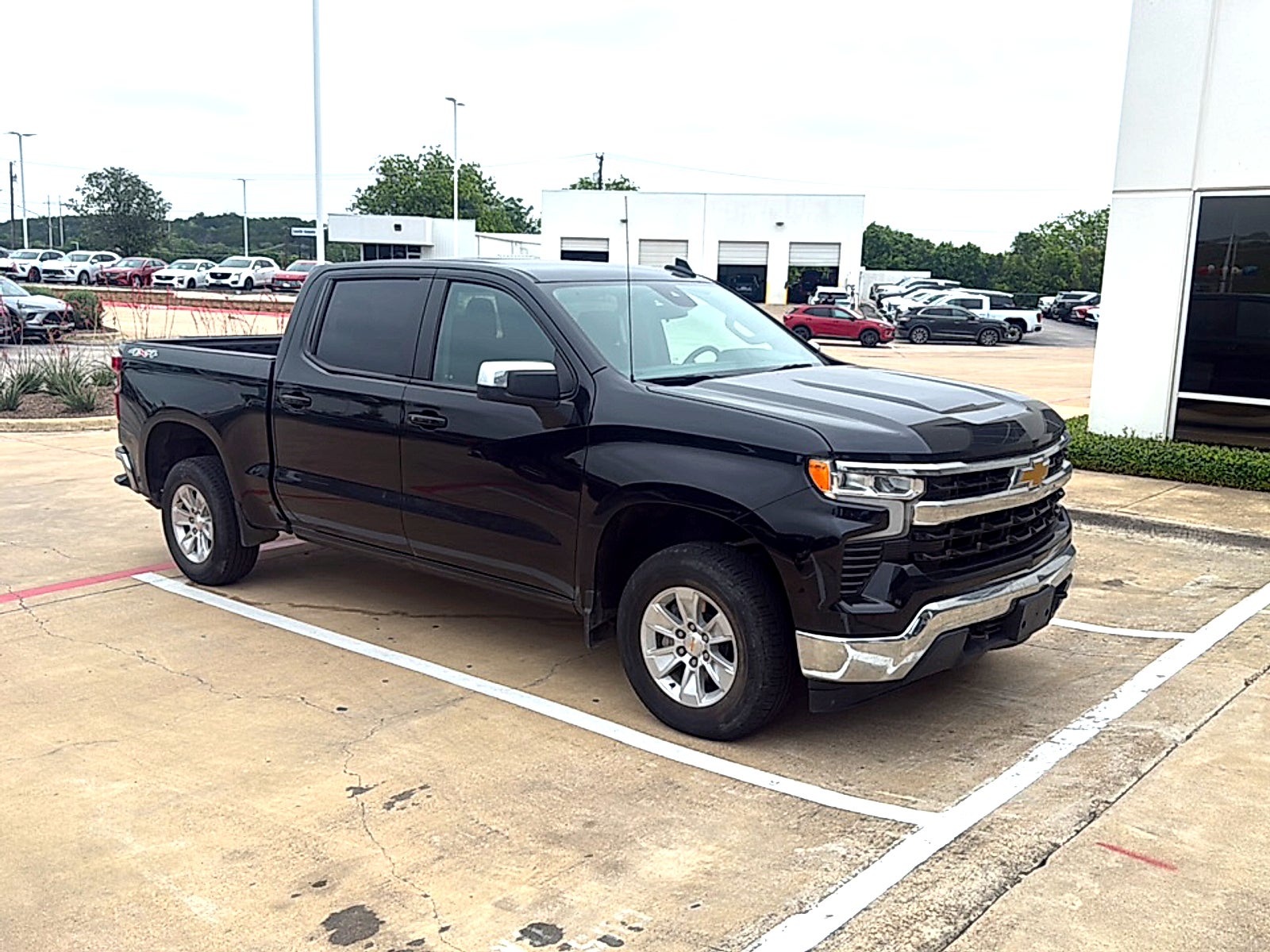 2025 Chevrolet Silverado 1500 LT