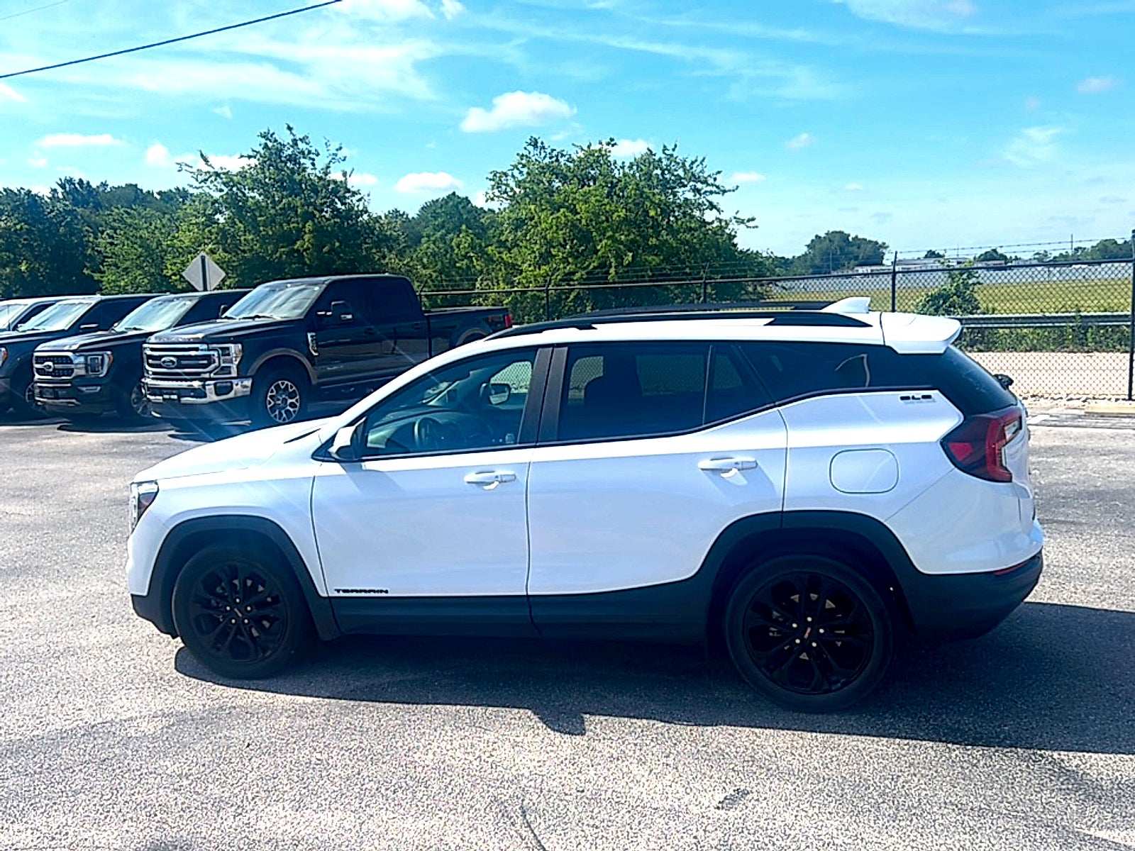 2022 GMC Terrain SLE