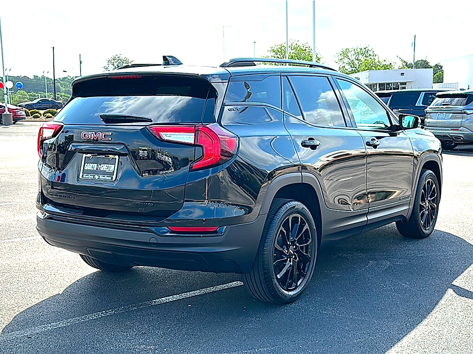 2024 GMC Terrain SLT