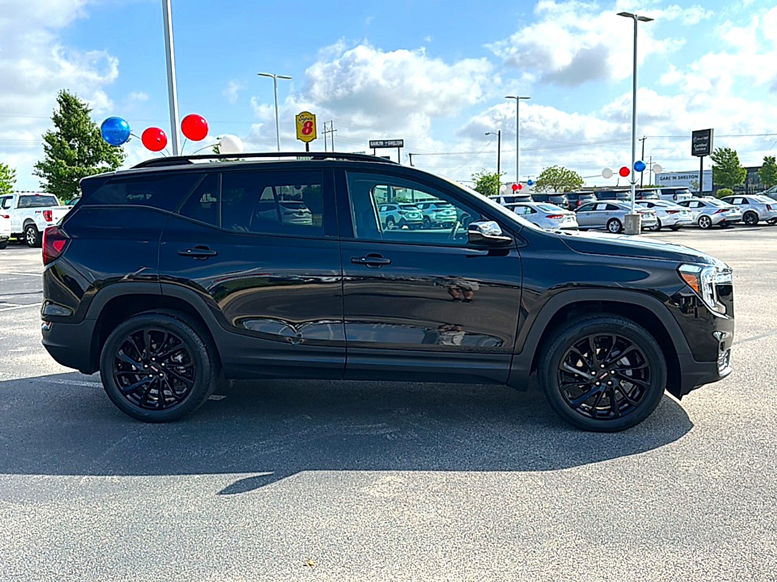 2024 GMC Terrain SLT