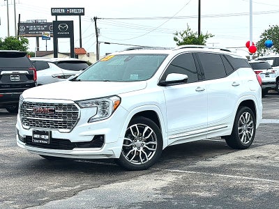 2023 GMC Terrain Denali